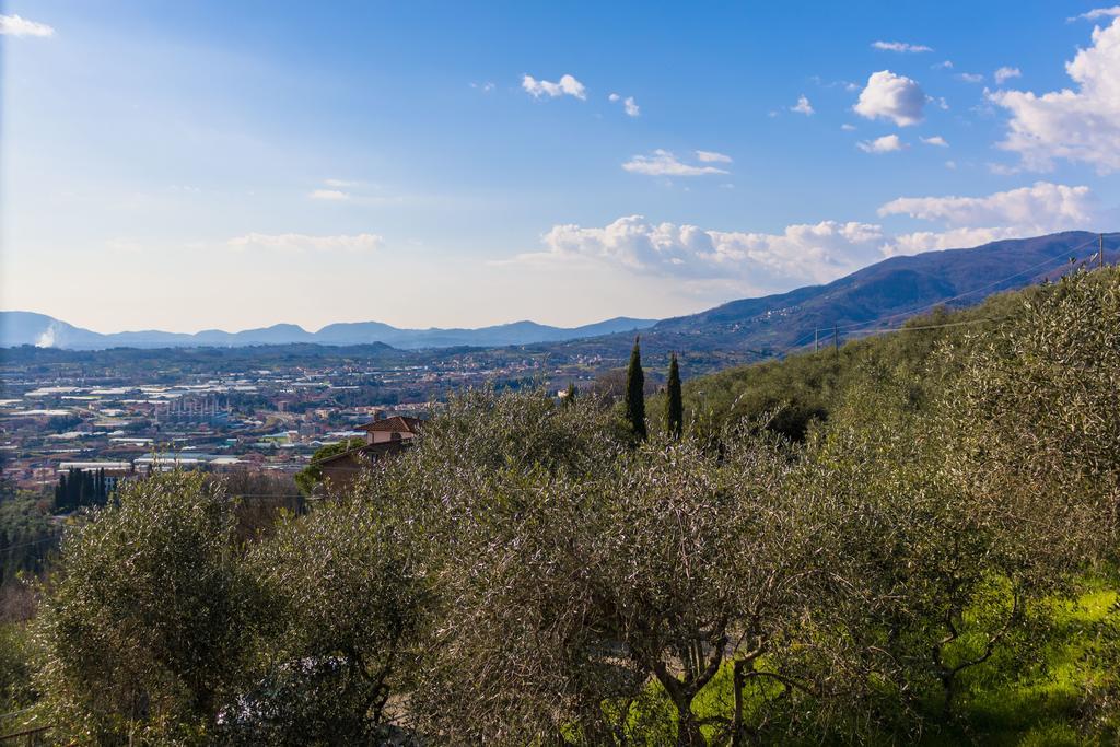 Affittacamere Adri Uzzano Bagian luar foto