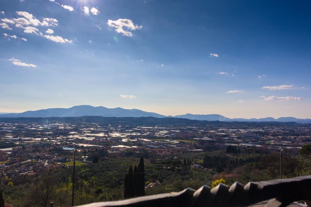 Affittacamere Adri Uzzano Bagian luar foto